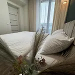 окружна кульпарківська в жк Okruzhna Hall 公寓 利沃夫