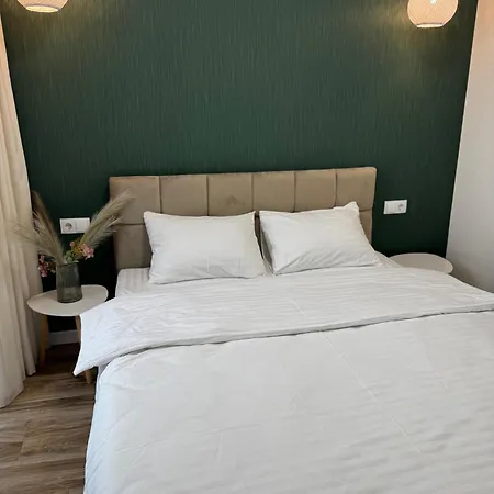 окружна кульпарківська в жк Okruzhna Hall Appartement *