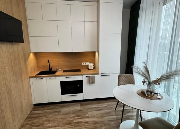 окружна кульпарківська в жк Okruzhna Hall