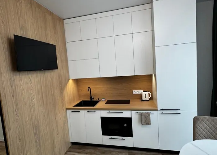 окружна кульпарківська в жк Okruzhna Hall Apartment