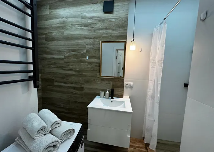 Apartmán окружна кульпарківська в жк Okruzhna Hall