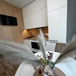 окружна кульпарківська в жк Okruzhna Hall شقة إلفيف